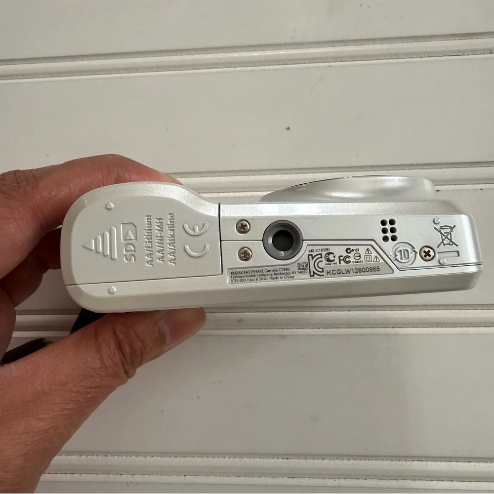 Kodak EasyShare 14MP Compact Digital Camera - Silver
